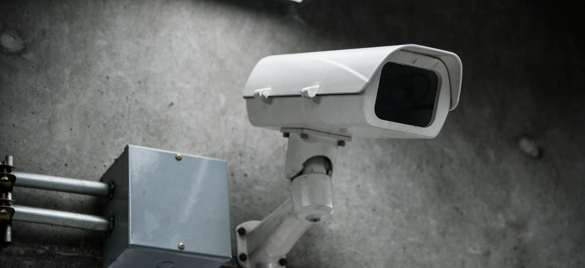 J.R.C </br><span>  Central de Monitoramento 24 horas</span></br>